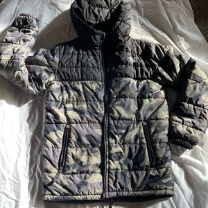 The North Face Camouflage Reversible Winter Jacket - Kids Size Large